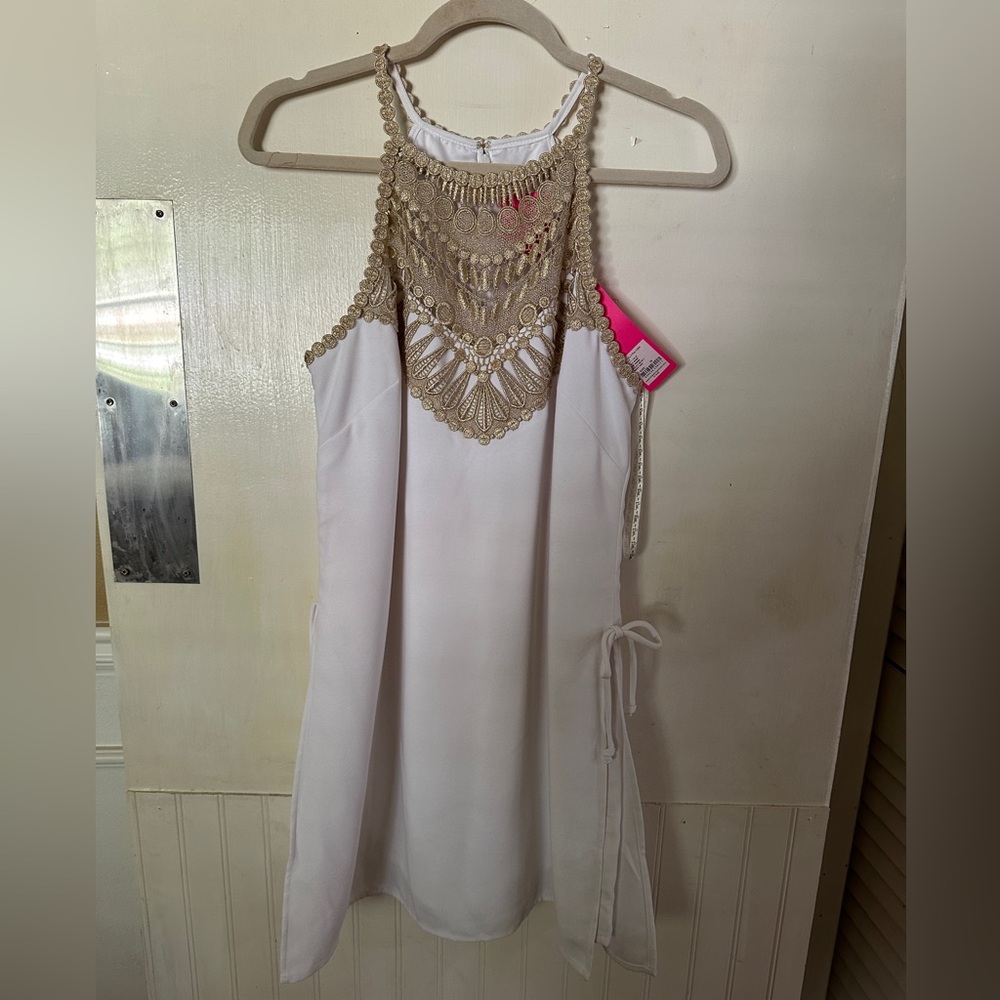 Lilly Pulitzer sleeveless white with gold accent! Very elegant! NWT